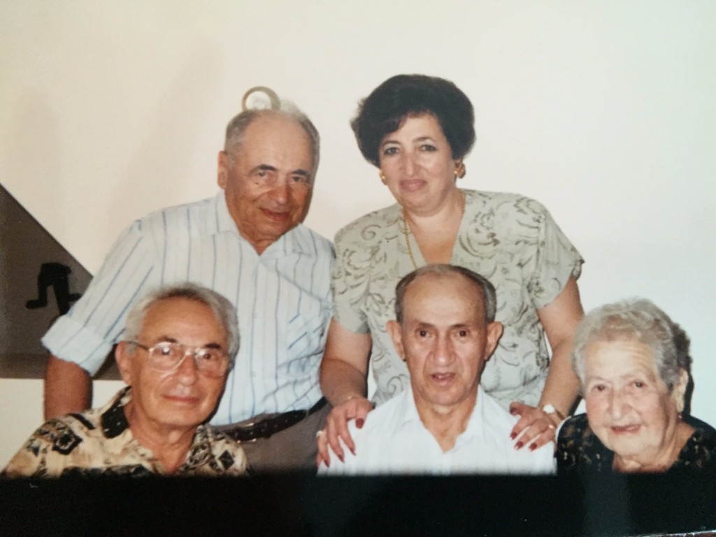Leva, Zhana, Leva Tzigal, Isaak, Gnesia